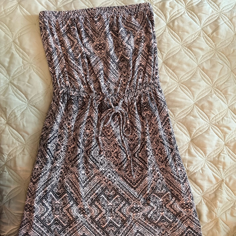 Casual strapless dress